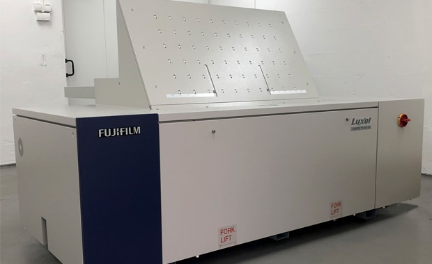 Die Druckerei Herrmann in Zirndorf hat in neue Vorstufentechnik investiert. So kommen nun prozessfreie Druckplatten und ein Luxel-Thermalbelichter von Fujifilm zum Einsatz.