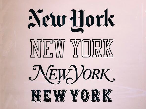 Das Wort New York in mehreren verschiedenen Schriften geschrieben