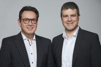 Harald Hufnagel (links) ist neuer Gebietsverkaufsleiter für Süddeutschland und Österreich bei Epple Druckfarben. Er wird dabei von Klaus Wörndl (rechts) unterstützt, der seine Aufgabe als Technical Sales Manager im Februar angetreten hat.