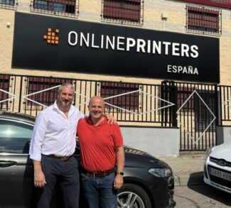 Ralf Schraud und Franco L. Gomez sind seit dem 1. Oktober 2022 Geschäftsführer von Onlineprinters España.