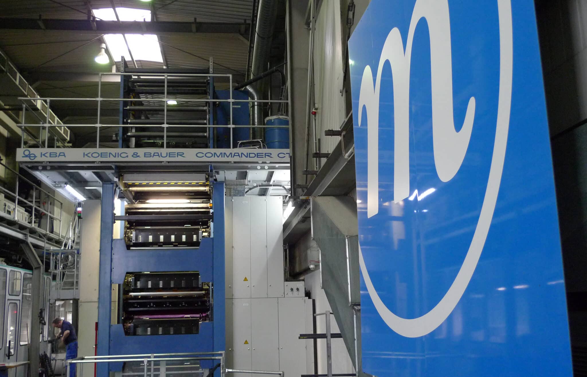 Mayer & Söhne in Aichach produziert vor allem Zeitungs- und zeitungsähnliche Produkte. Die Technik dafür war 2012 und 2013 umfassend ausgebaut worden.