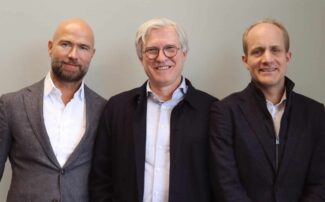 (v.l.) Sascha Krines folgt als CEO der Onlineprinters Gruppe auf Roland Keppler, den Finanzbereich übernimmt Tobias Volgmann als neuer CFO.