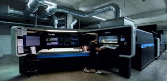 Eine Nanografie-Druckmaschine vom Typ Landa S10P.