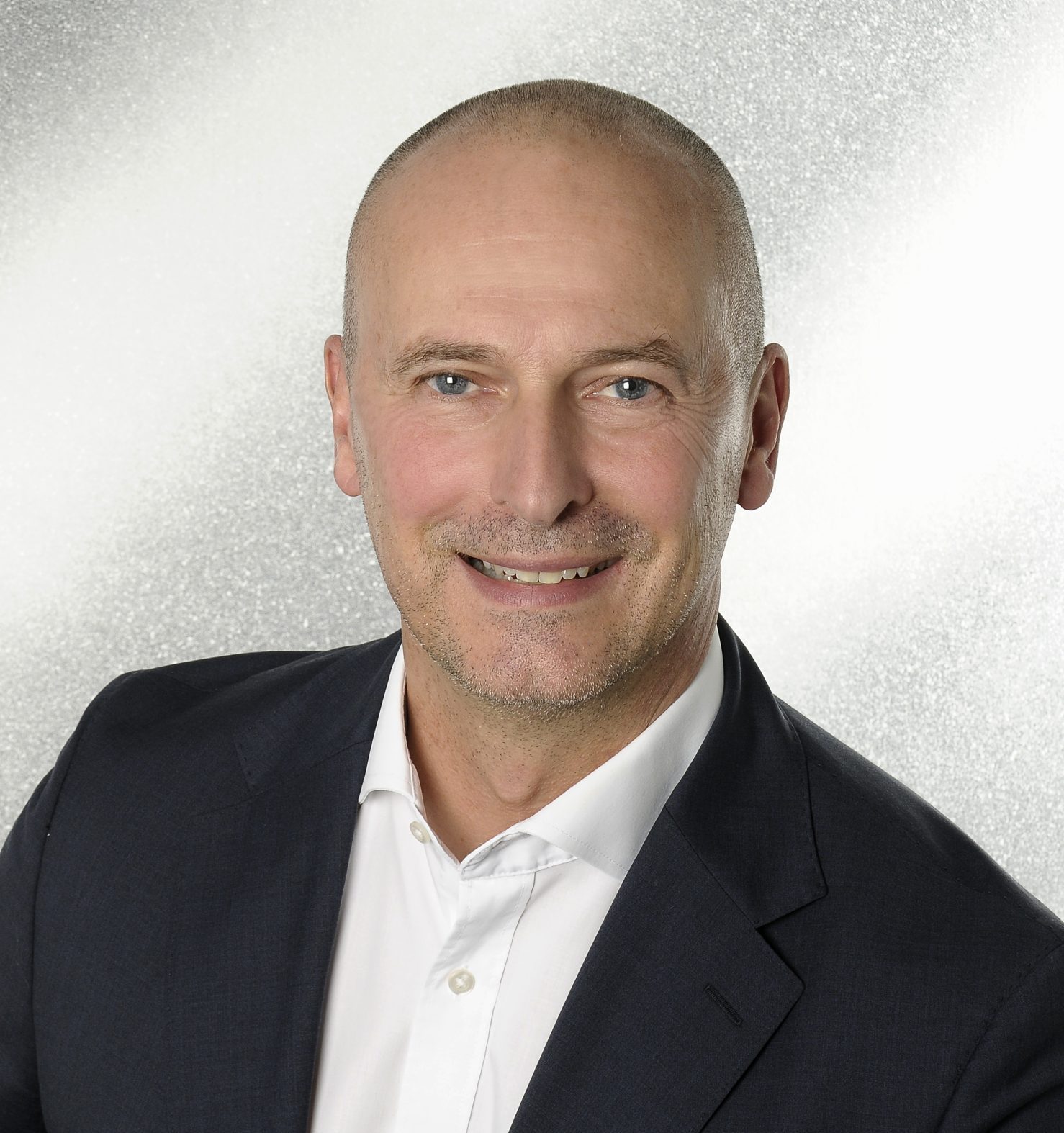 Michael Hennig tritt zum 16. Oktober die Nachfolge von Michael Bopp als Vertriebsdirektor akf industriefinanz an.