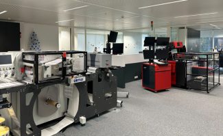 Druckinspektion: Blick in das neue Demo- und Servicezentrum von AVT in Aalst