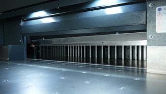 Kern des Perfecta-Geschäftsmodells ist der Bau von Papierschneidemaschinen und kompletten Schneidanlagen für die grafische Industrie.