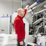 Buchfertigungsstrasse in der Cewe-Produktion.