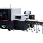 Der neu designte iCE Binder SB-09R iCE Trimmer HT-1000R schneidet mit bis zu 1.000 Takten pro Stunde jedes einzelne Buch in individueller Größe.