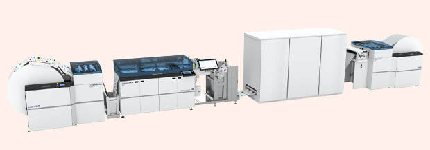 Printfinishing: Hunkeler bietet differenzierte Konfigurationen für die Produktion von Rolle-zu-Rolle auf Endlos-Digitaldrucksystemen. Im Bild die Lösung von Atruvia